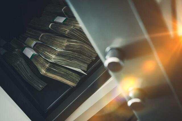 mantener dinero seguro en estados unidos